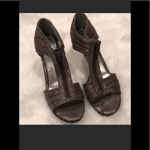 💜 Apostrophe sandals